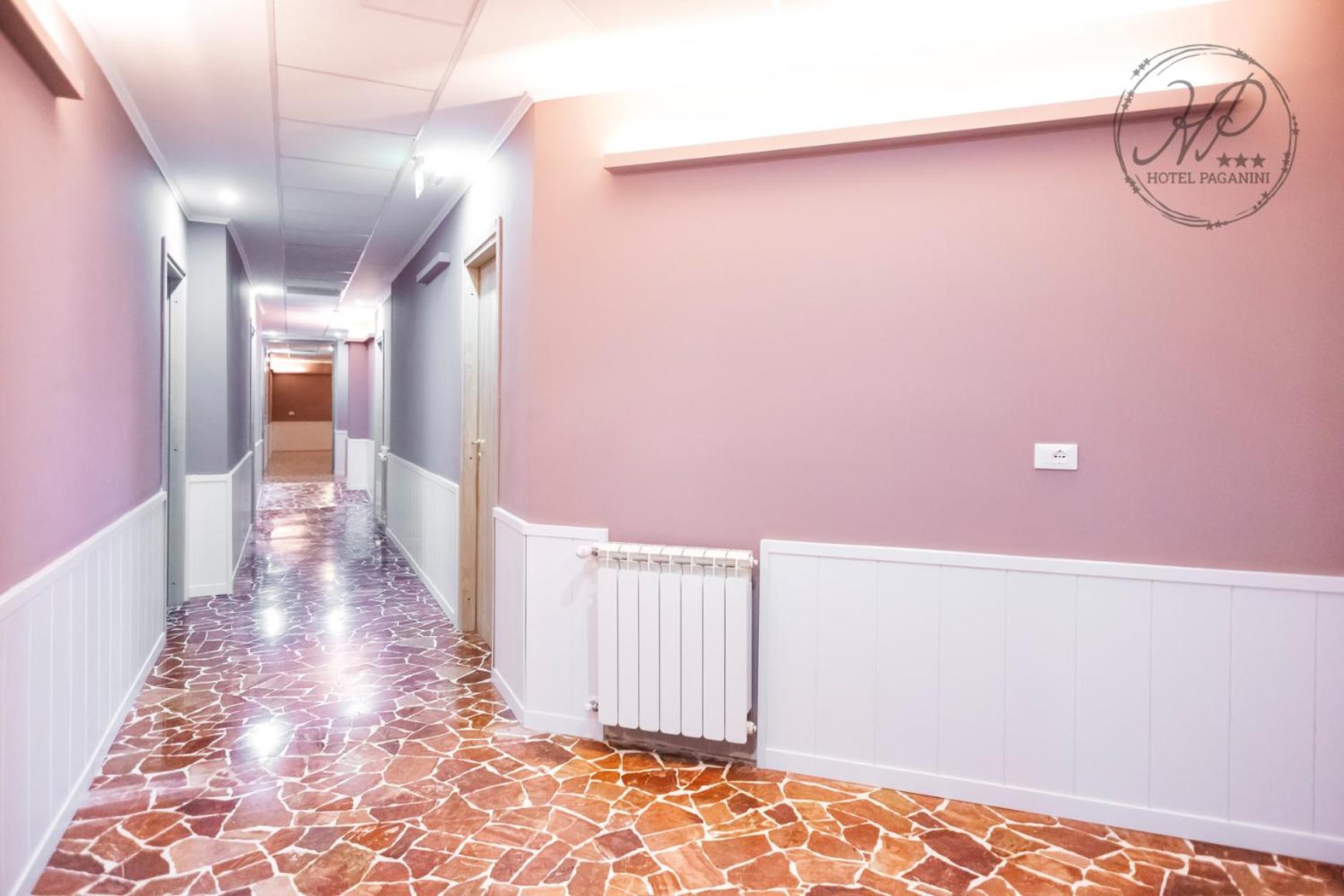 Фото Hotel Paganini