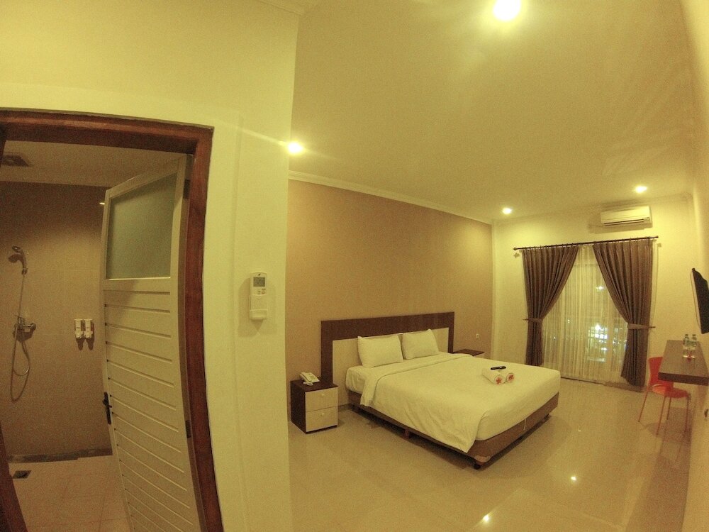 Фото The Kanjeng Hotel Kuta