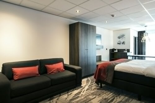 Гостиница Crown Hotel Eindhoven Centre в Эйндховене