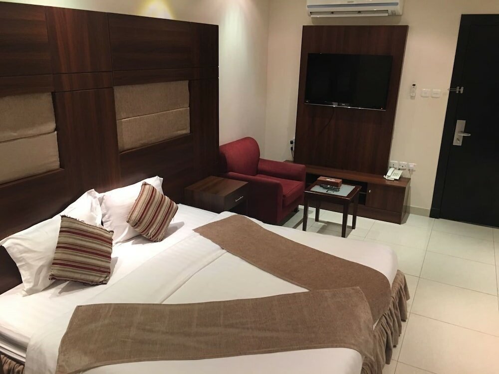 Фото Baron Al Masif