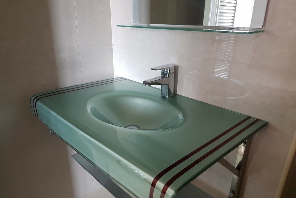 Фото V. Resotel Hotel