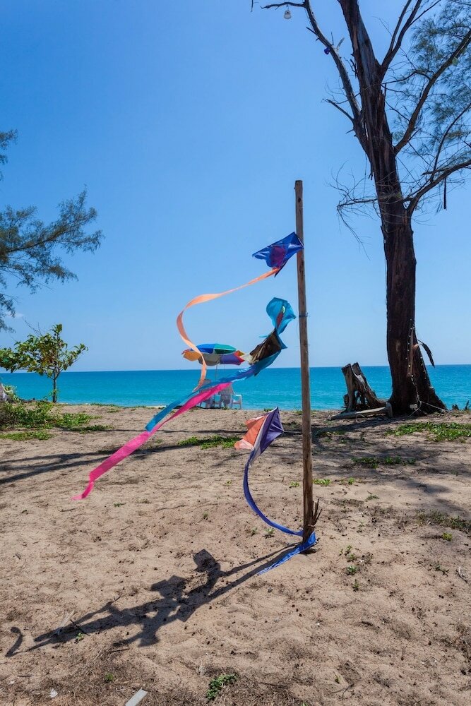 Фото Micky Monkey Beach Hotel Phuket Maikhao Thailand