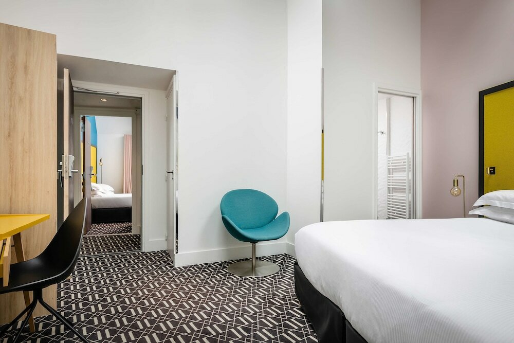 Фото Hotel Arc de Triomphe