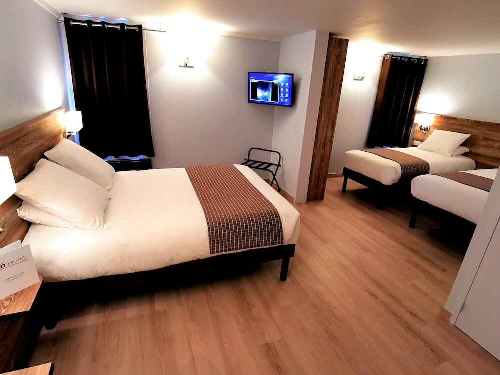 Фото Brit Hotel Confort Pau Lons