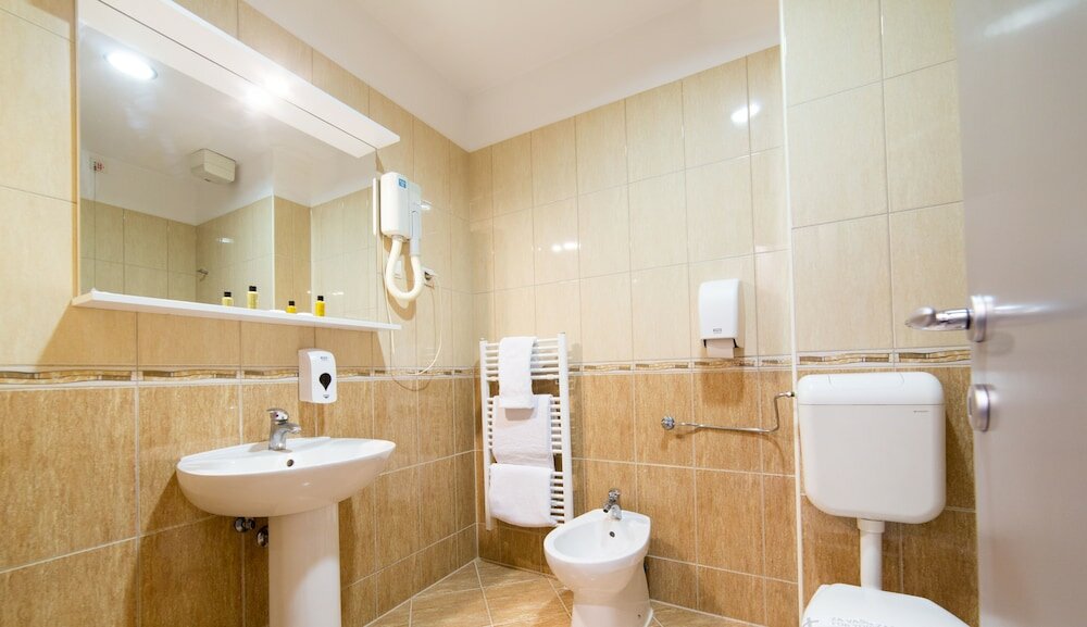 Фото Hotel Sahat