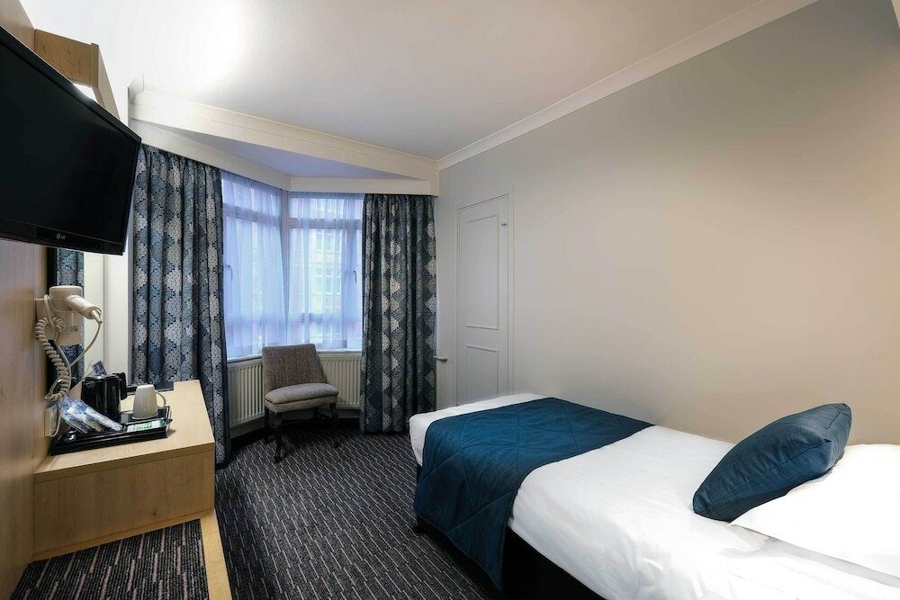 Фото Bedford Hotel