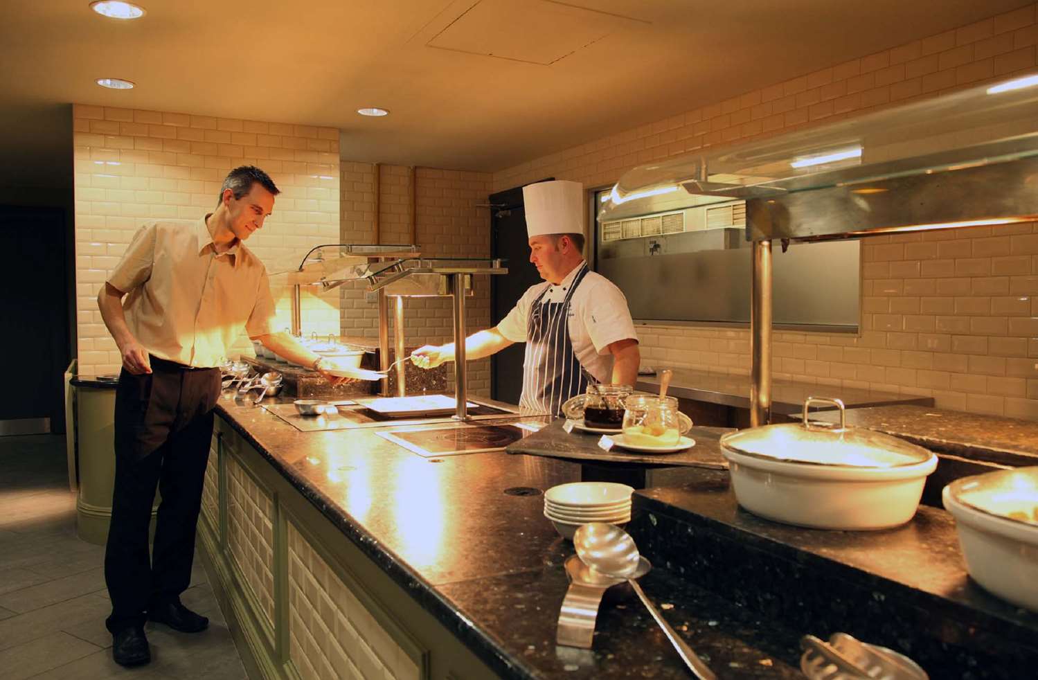 Фото DoubleTree by Hilton Glasgow Strathclyde