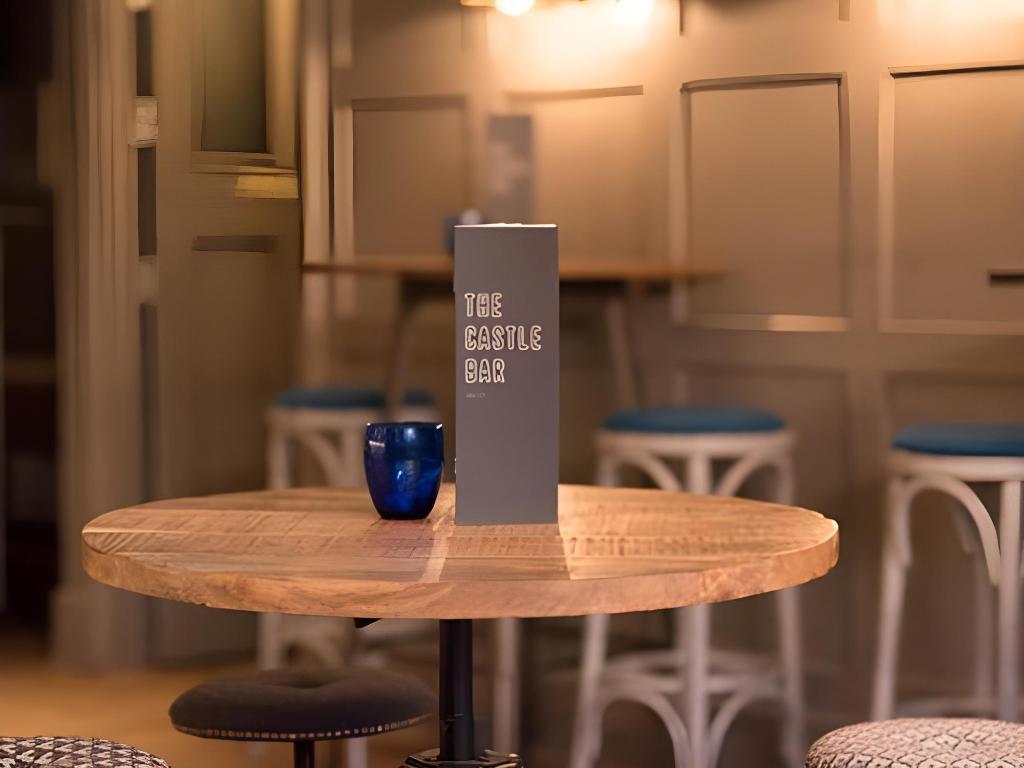 Фото The Castle Cambridge