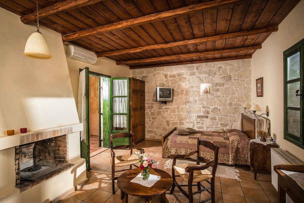 Фото Enagron Ecotourism Village