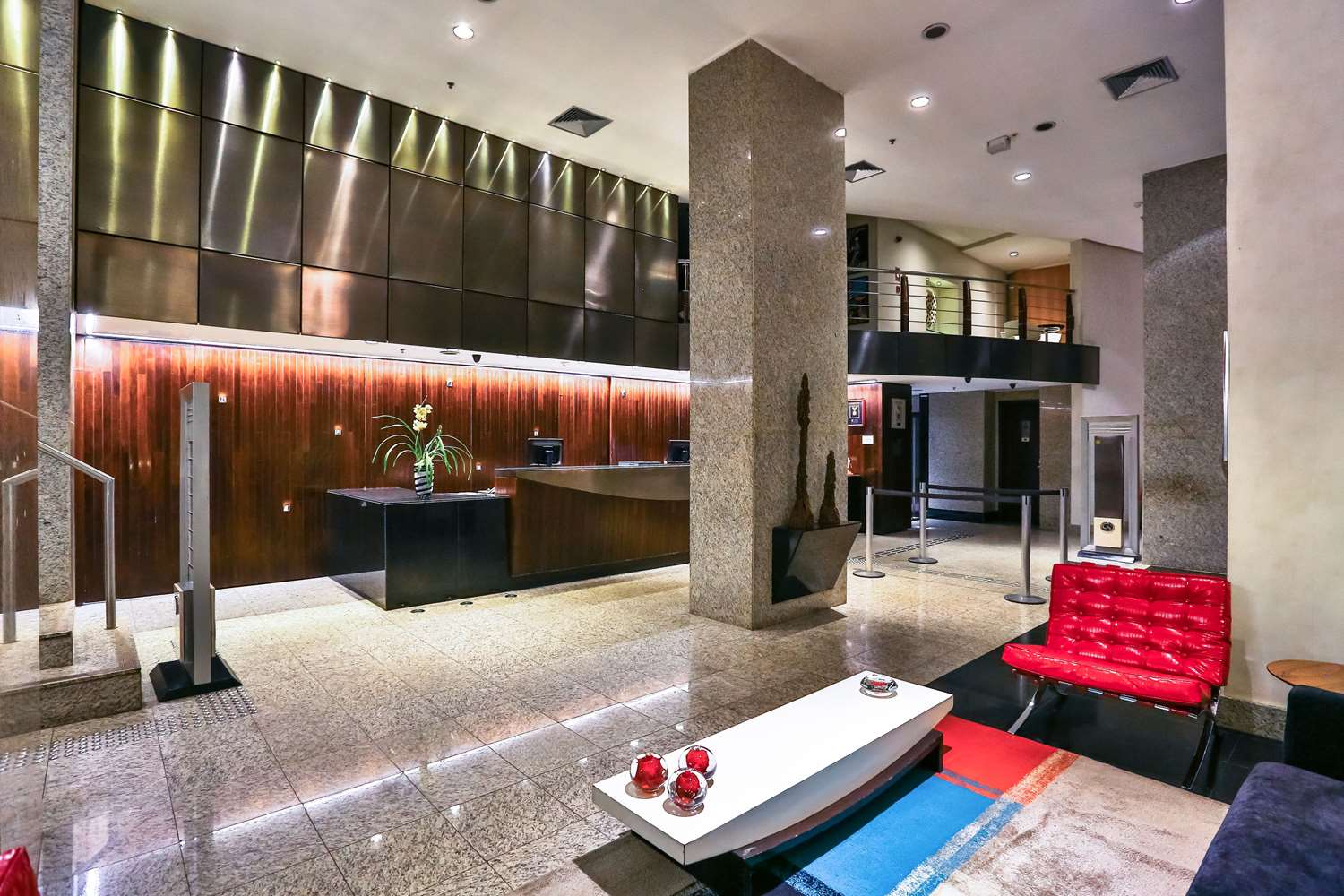 Фото Comfort Suites Brasilia