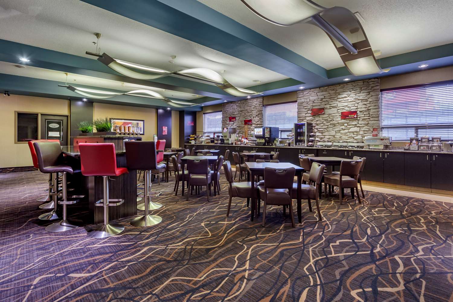 Фото Best Western Plus The Inn At St. Albert