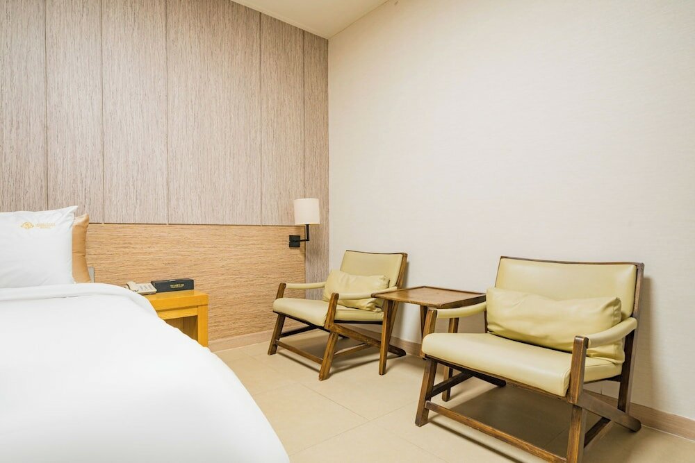 Фото Yeosu Jwasuyoung