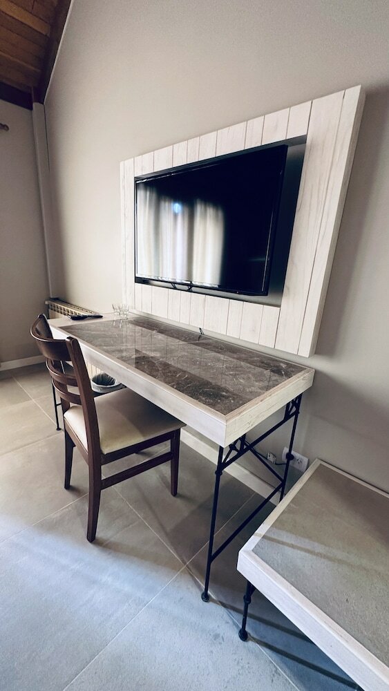 Фото Tolkeyen Ushuaia Hotel