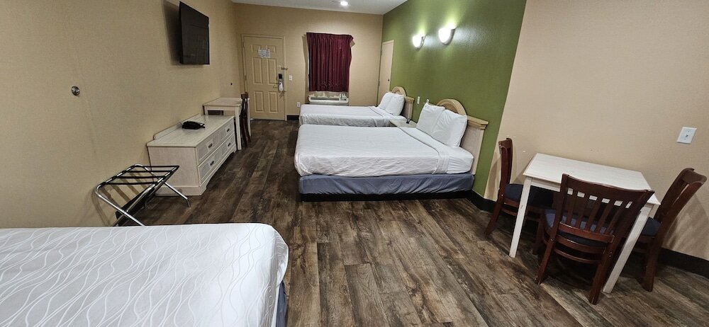 Фото Weston Inn & Suites