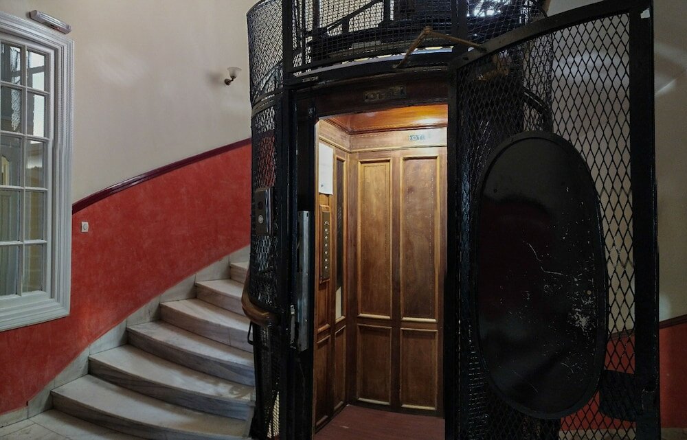 Фото Cecil Hotel