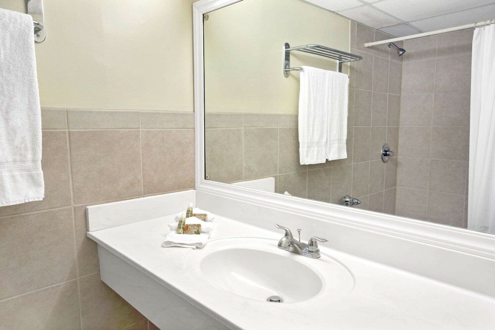 Фото Knights Inn Hallandale