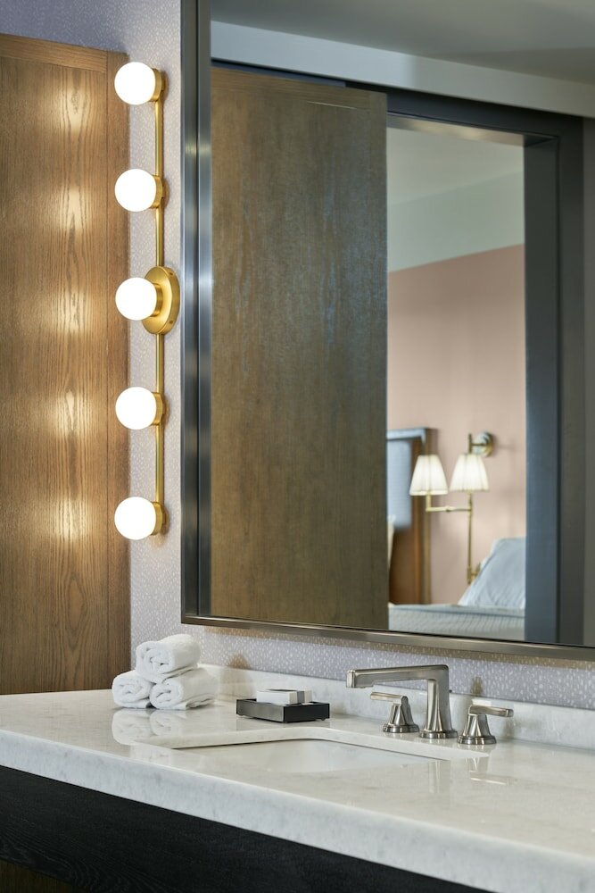 Фото The Memphian, a Tribute Portfolio Hotel