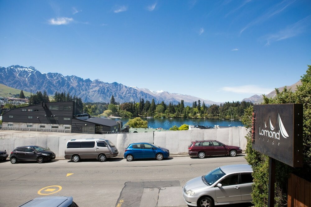 Фото Lomond Lodge Motel & Apartments