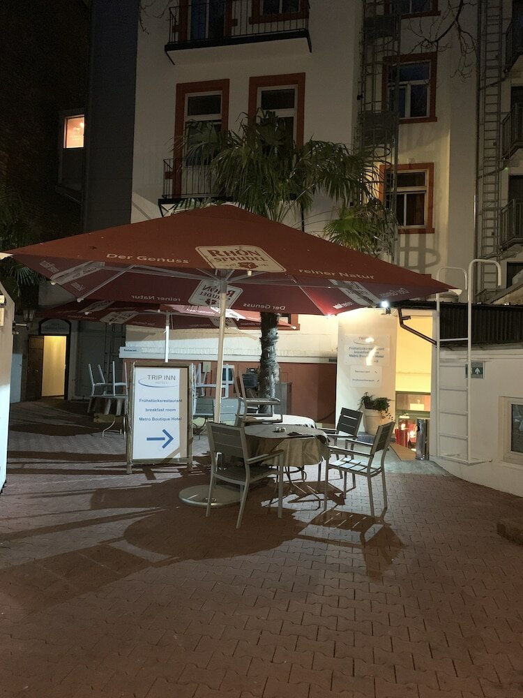 Фото Hotel Little Paris