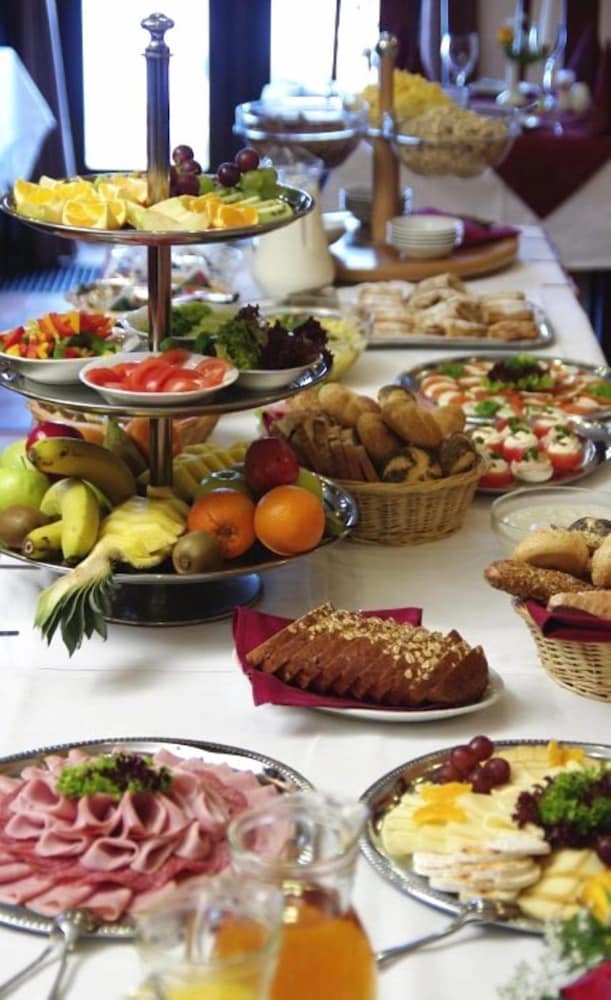 Фото Park Hotel Pruhonice