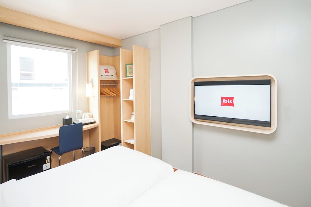 Фото Ibis Jakarta Senen