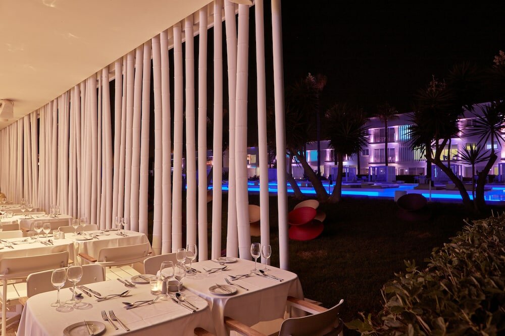 Фото So White Club Resort