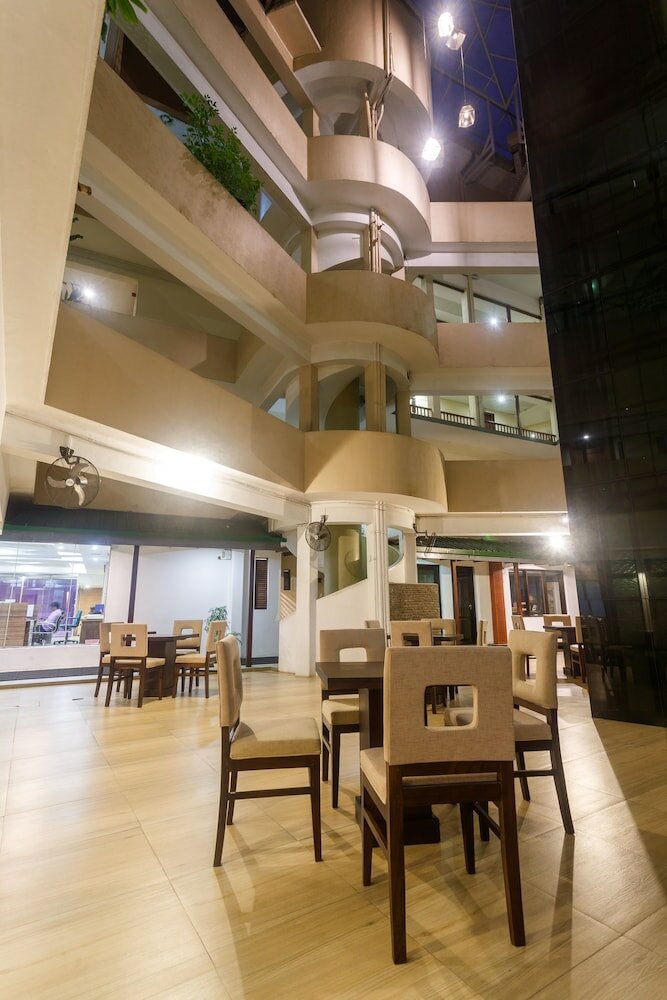 Фото Hotel Janaki