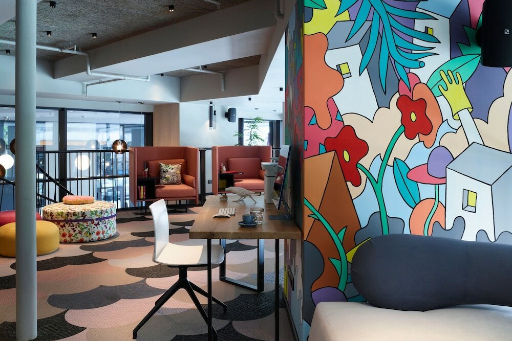 Фото Moxy Athens City