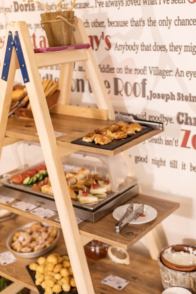 Фото Theatro Hotel Odysseon