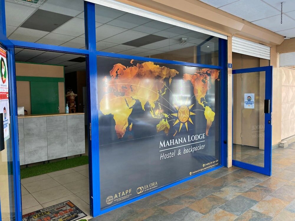 Фото Mahana Lodge Hostel & Backpacker