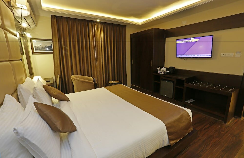 Фото Clarks Inn Srinagar