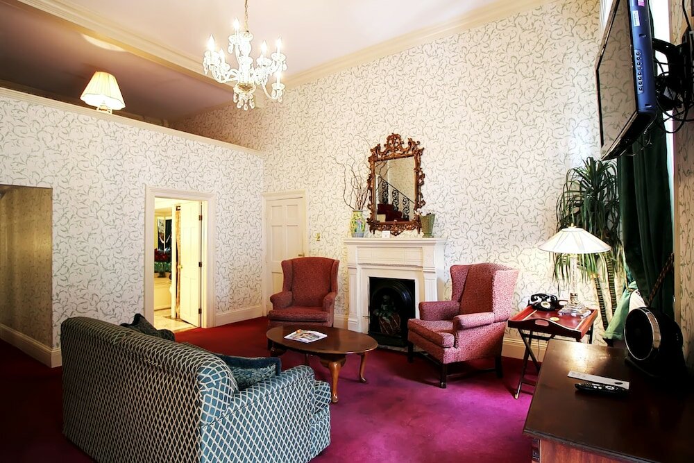 Фото The Olivier House Hotel