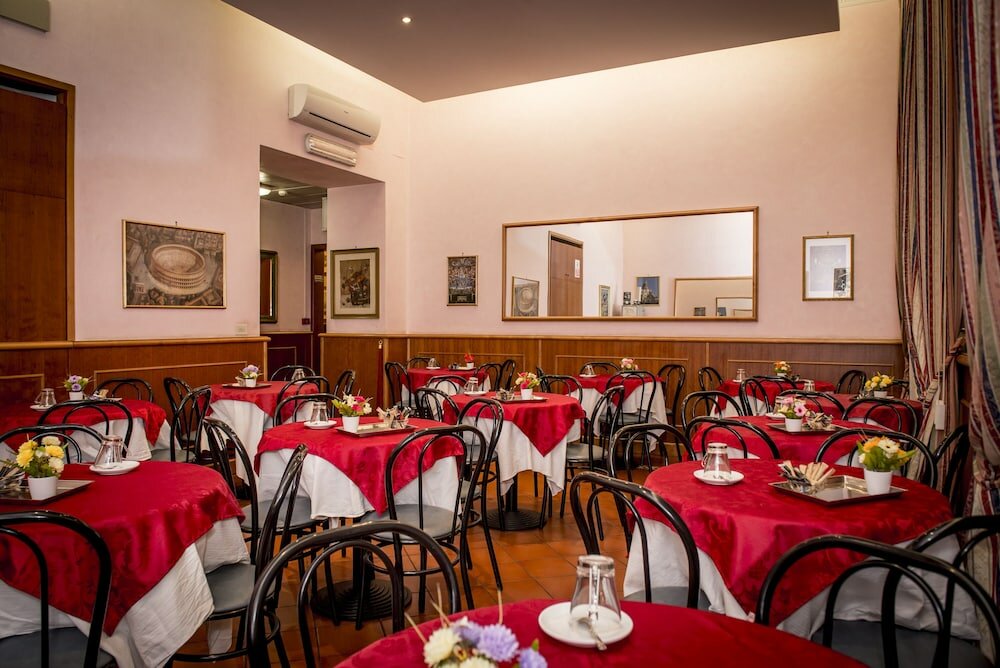 Фото Hotel Emmaus