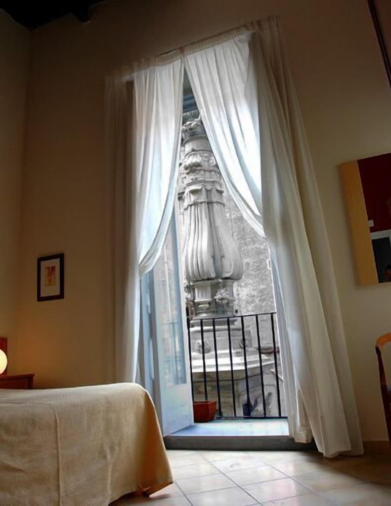 Фото Caravaggio Hotel