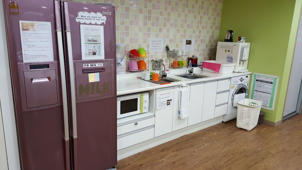 Фото Busan Suk Bak Dot com Guest House - Hostel