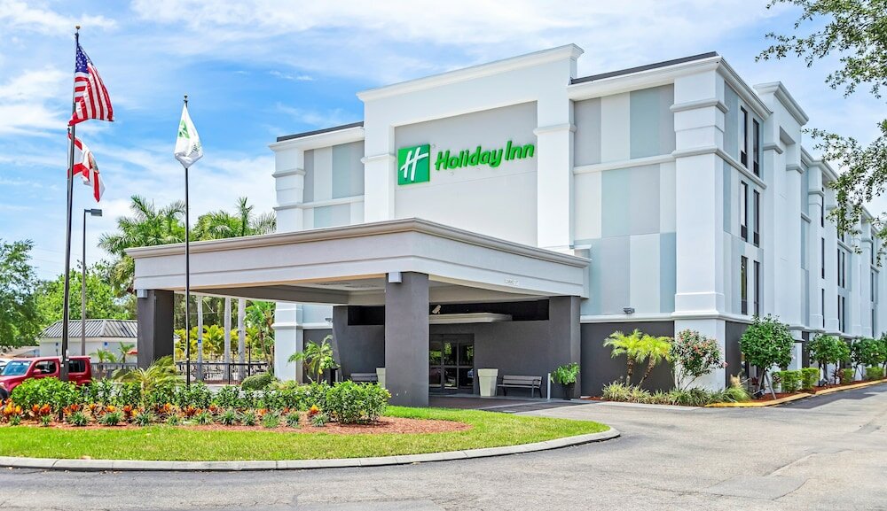 Фото Holiday Inn St. Petersburg West, an Ihg Hotel