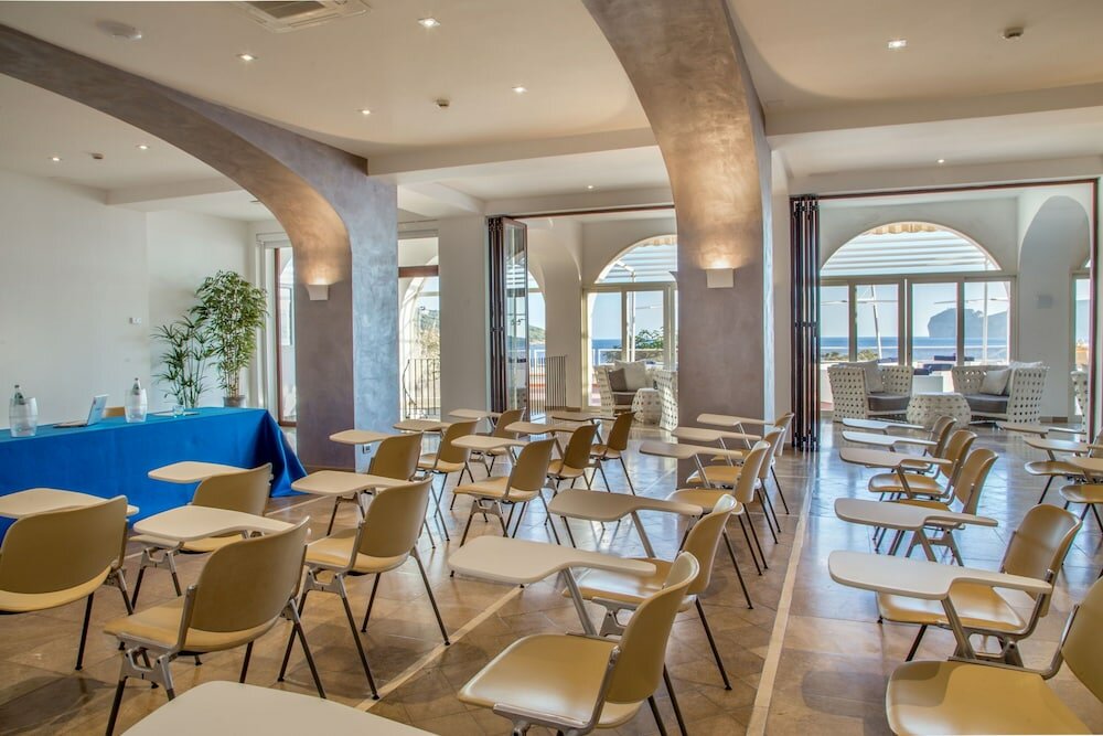 Фото El Faro Hotel & SPA