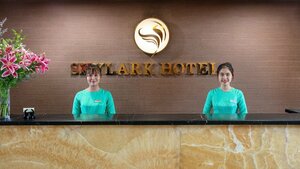 Гостиница Skylark Hotel