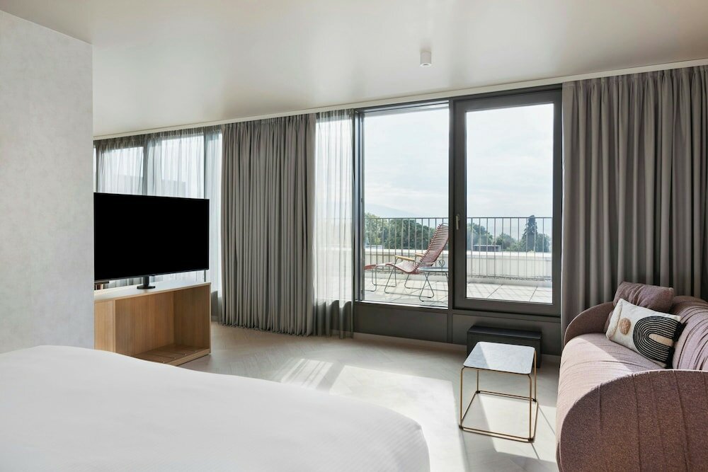 Фото Residence Inn by Marriott Geneva City Nations