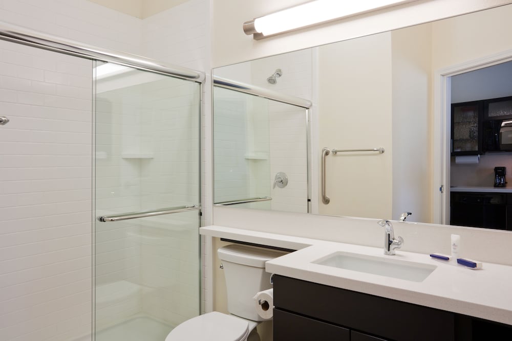 Фото Candlewood Suites Dickinson Nd, an Ihg Hotel