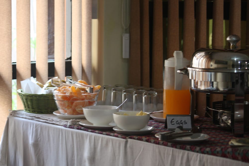 Фото Hotel Buddha Land