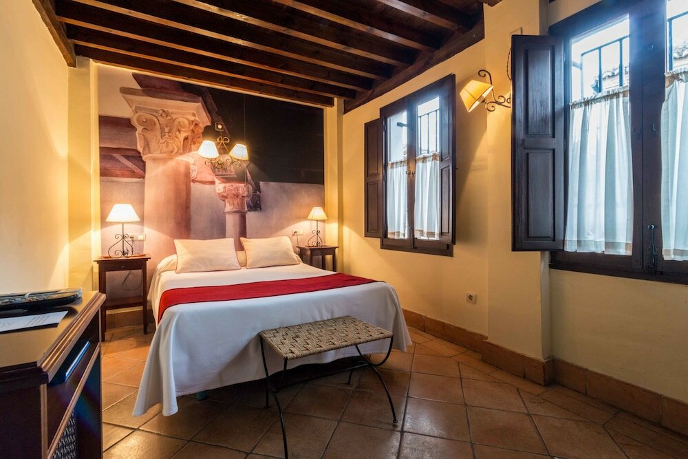 Фото Casa del Capitel Nazari Hotel