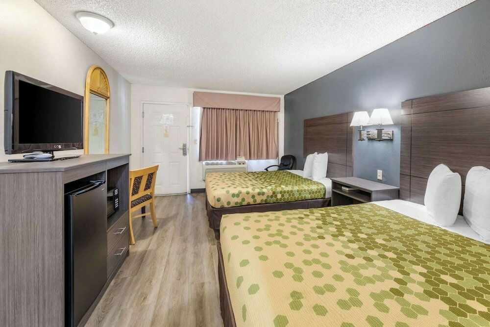 Фото Econo Lodge On Historic Route 66