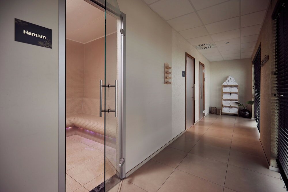 Фото Van der Valk Hotel Gent