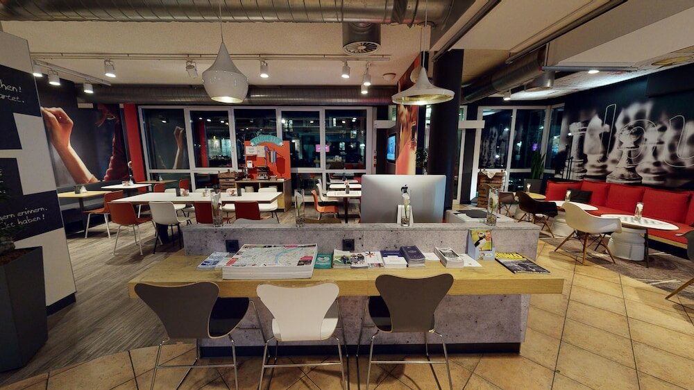 Фото ibis Köln Airport