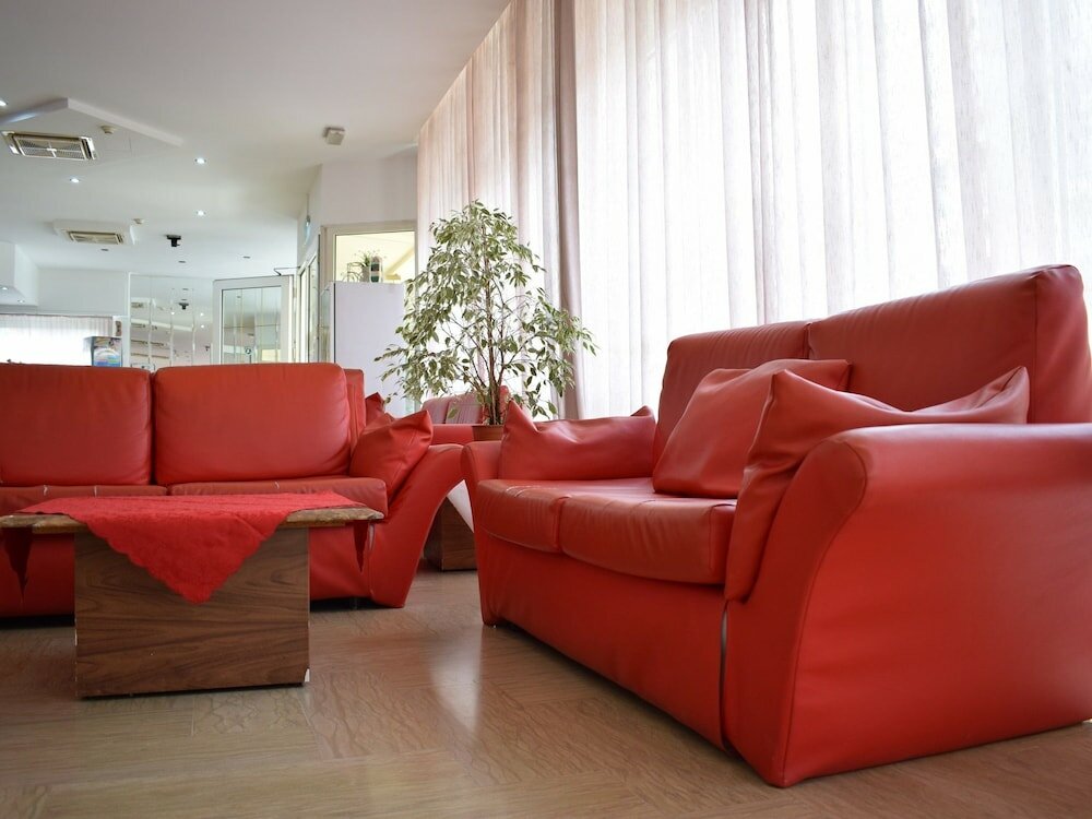 Фото Hotel Bamby