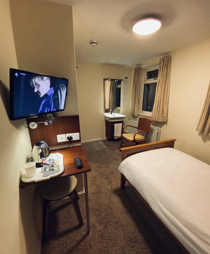 Фото Clifton House Brighton