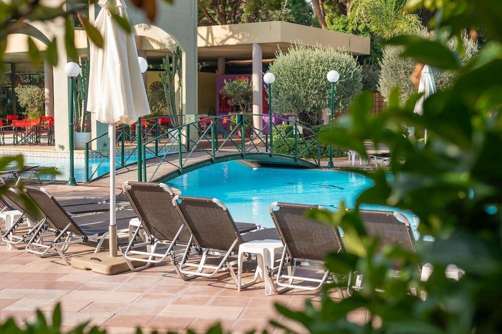 Фото Dionysos Hotel