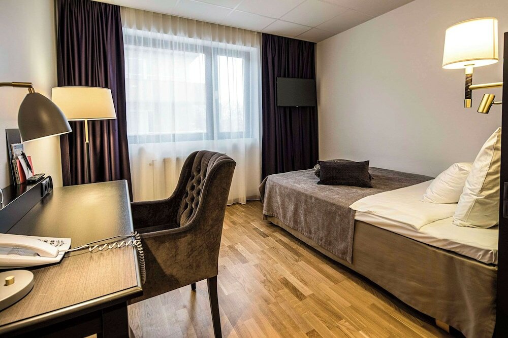 Фото Home Hotel Bristol