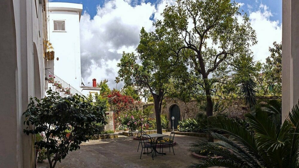 Hotel B&b Back to Sorrento, Campania, photo